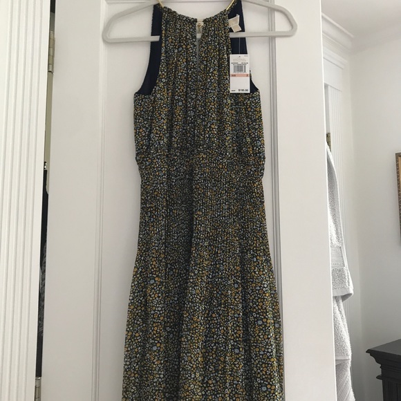 Michael Kors pleated floral dress - Picture 2 of 5